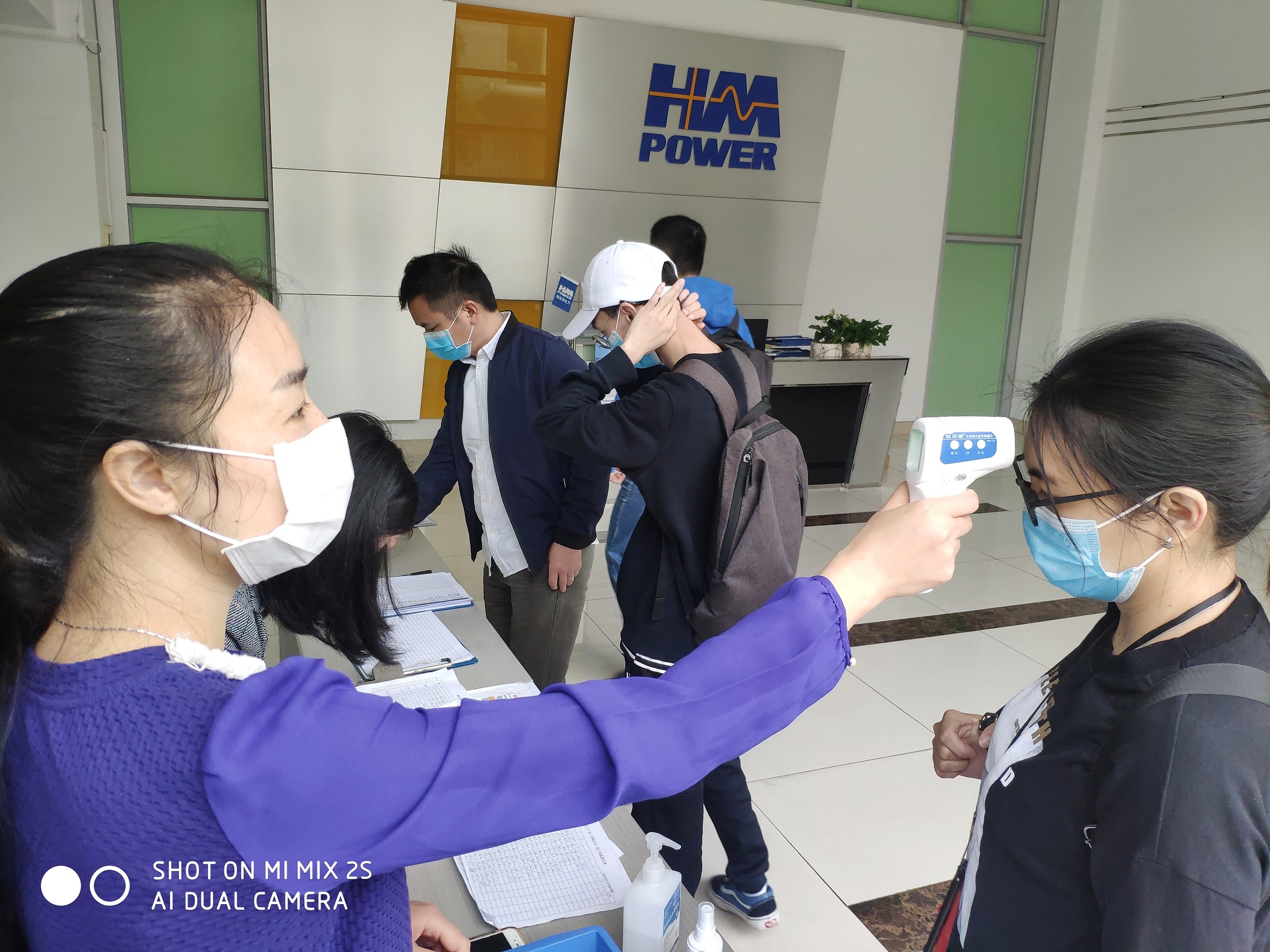 防疫做貢獻(xiàn)，復(fù)工感恩情|佛山市常務(wù)副市長(zhǎng)一行蒞臨我司送溫暖